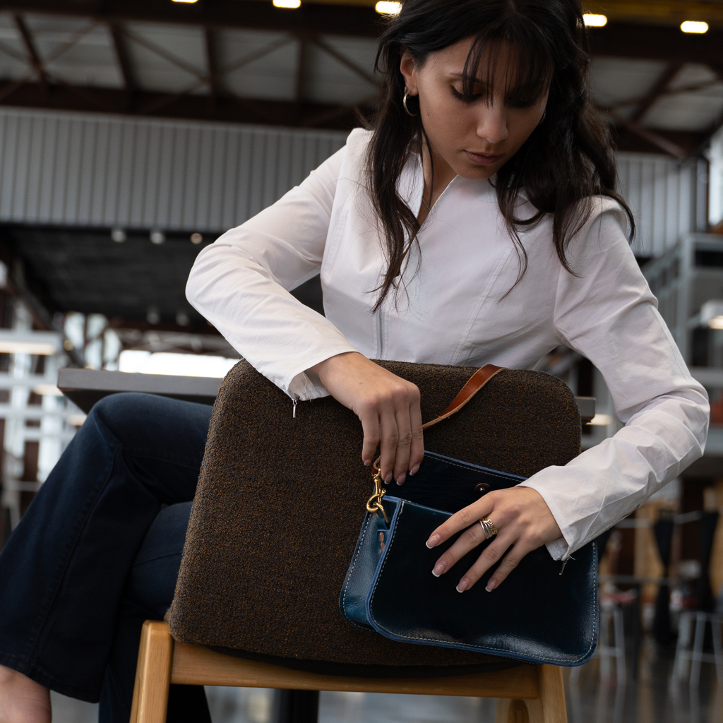 Splitsuède handtas · Groen, Bruin · Leren Bovenkleding | Massimo Dutti Splitsuède handtas · Groen, Bruin · Leren Bovenkleding | Massimo Dutti