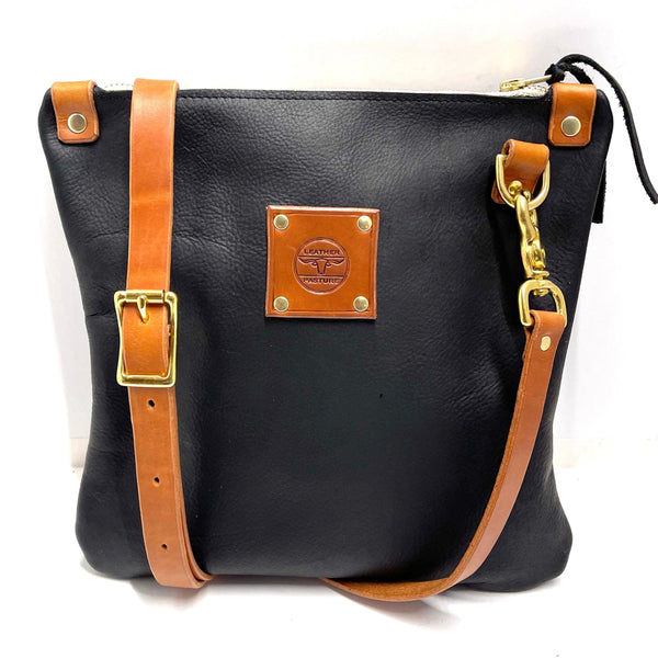 Mini Messenger in Black - Leather Pasture